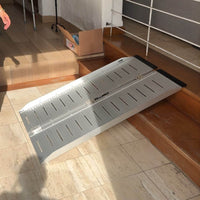 Rampa portátil de aluminio, accesibilidad y comodidad en movimiento